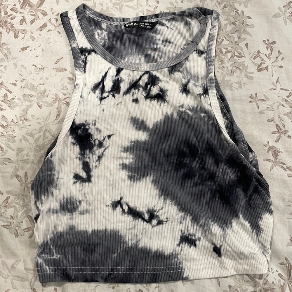 Tie-dye cropped tank